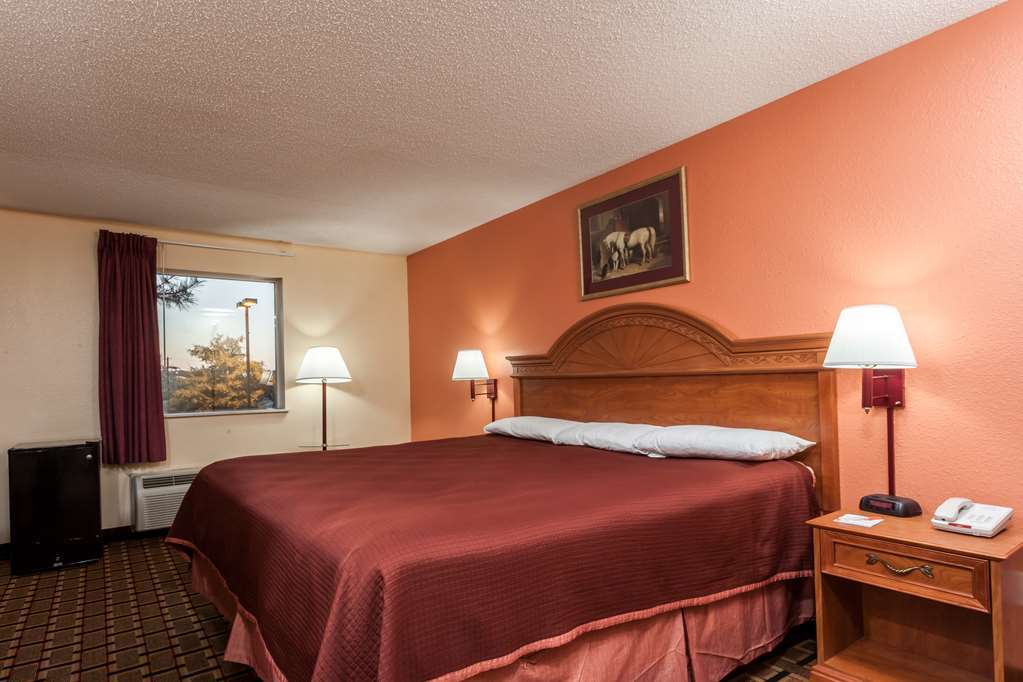 Howard Johnson By Wyndham Airport Луисвилл Номер фото